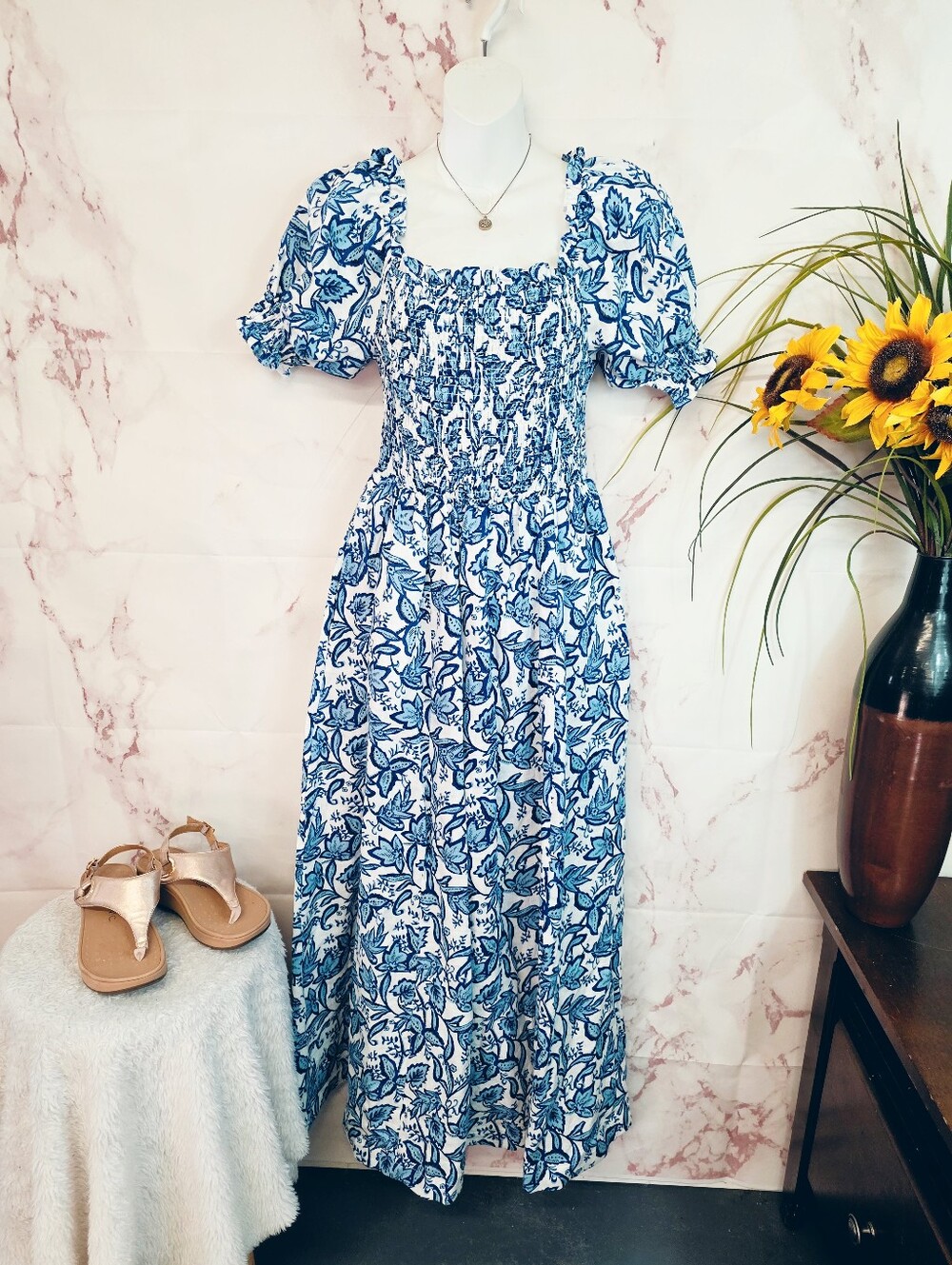 Boden Blue White Floral Linen Smocked Tall Maxi Dress Pockets US 4 Tall - Picture 3 of 6